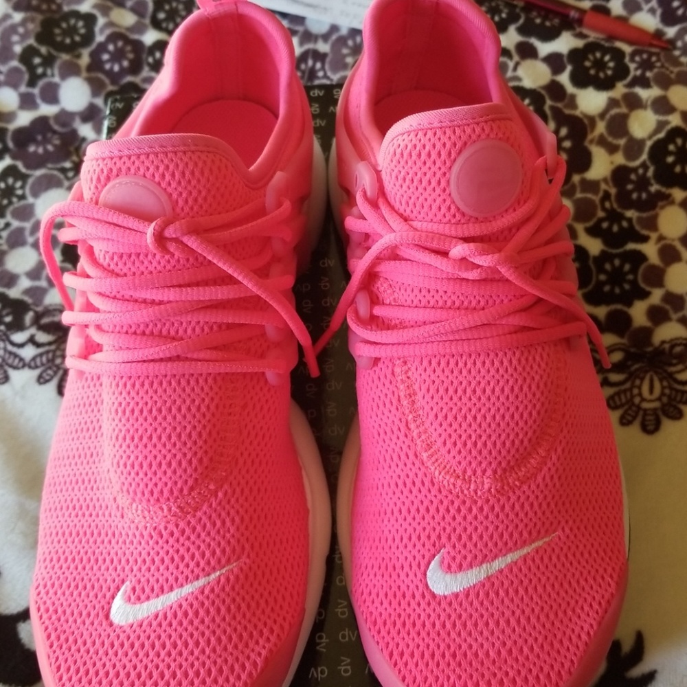 Nike shoes